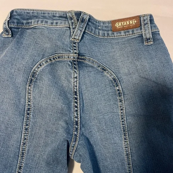 Shyanne Jeans - boot cut - size 25 - Picture 6 of 6